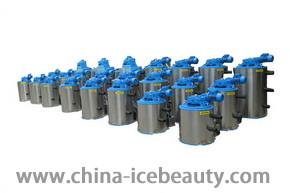 Ice flake maker evaporator